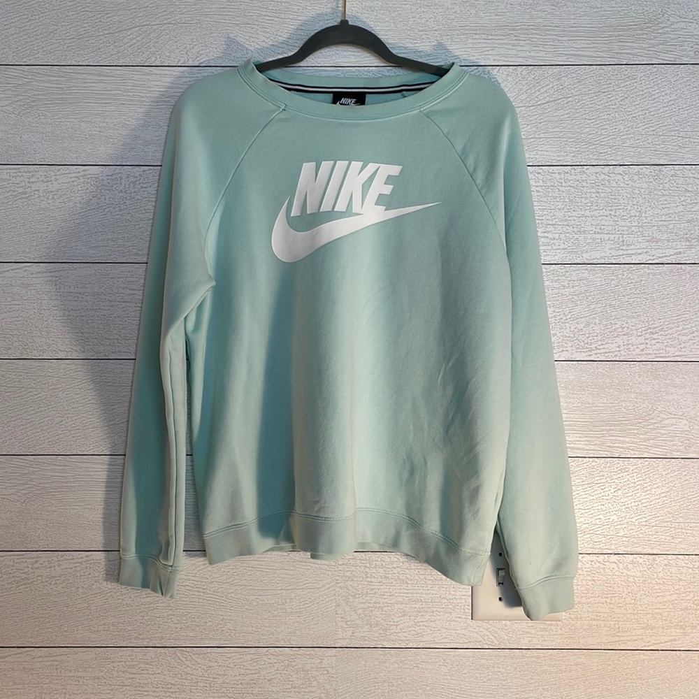 Nike Women’s Mint Green Crew Neck Hoodie Super Soft size L